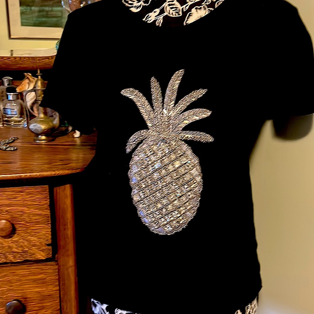 Sequins pineapple T-shirt